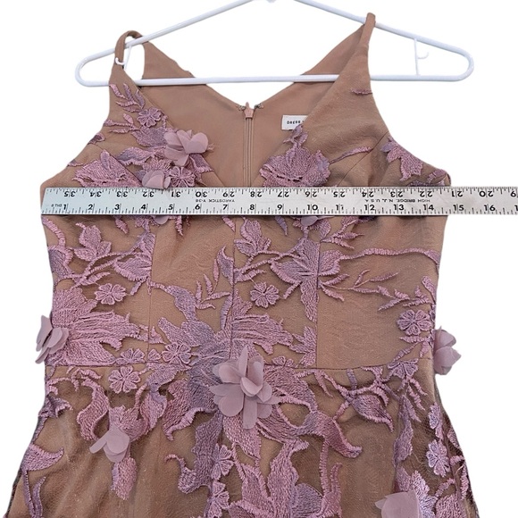 Dress the Population Rise pale pink 3D floral maxi dress. EUC - Picture 10 of 13